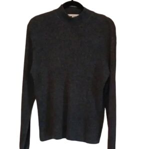 > Men's Perry Ellis black and white sweater